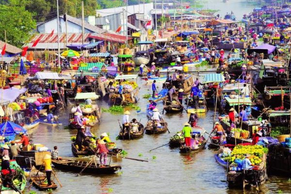 Cai Rang – the biggest Floating Market in Mekong Delta